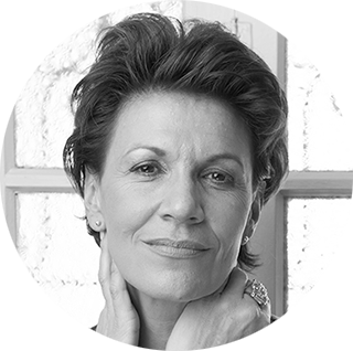 Raquel R Locutora2 |