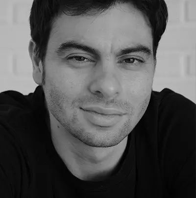 Gustavo B Locutor 2 | Novidades do mundo da locução. Meu nome é Gustavo. Em alguns lugares mais conhecido como Gusta, ou mesmo Gus, ou até “Gu”.