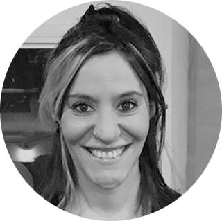 Nina R. | Loc On Demand Nina R Locutora2 |