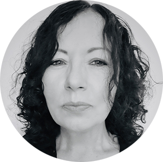 Elisabete C Locutora |